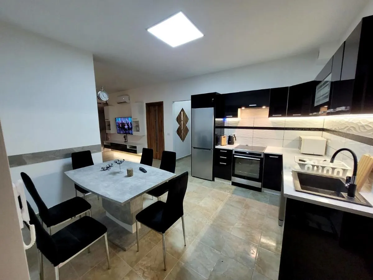 아파트 Apartament Paradise Sarandë 알바니아